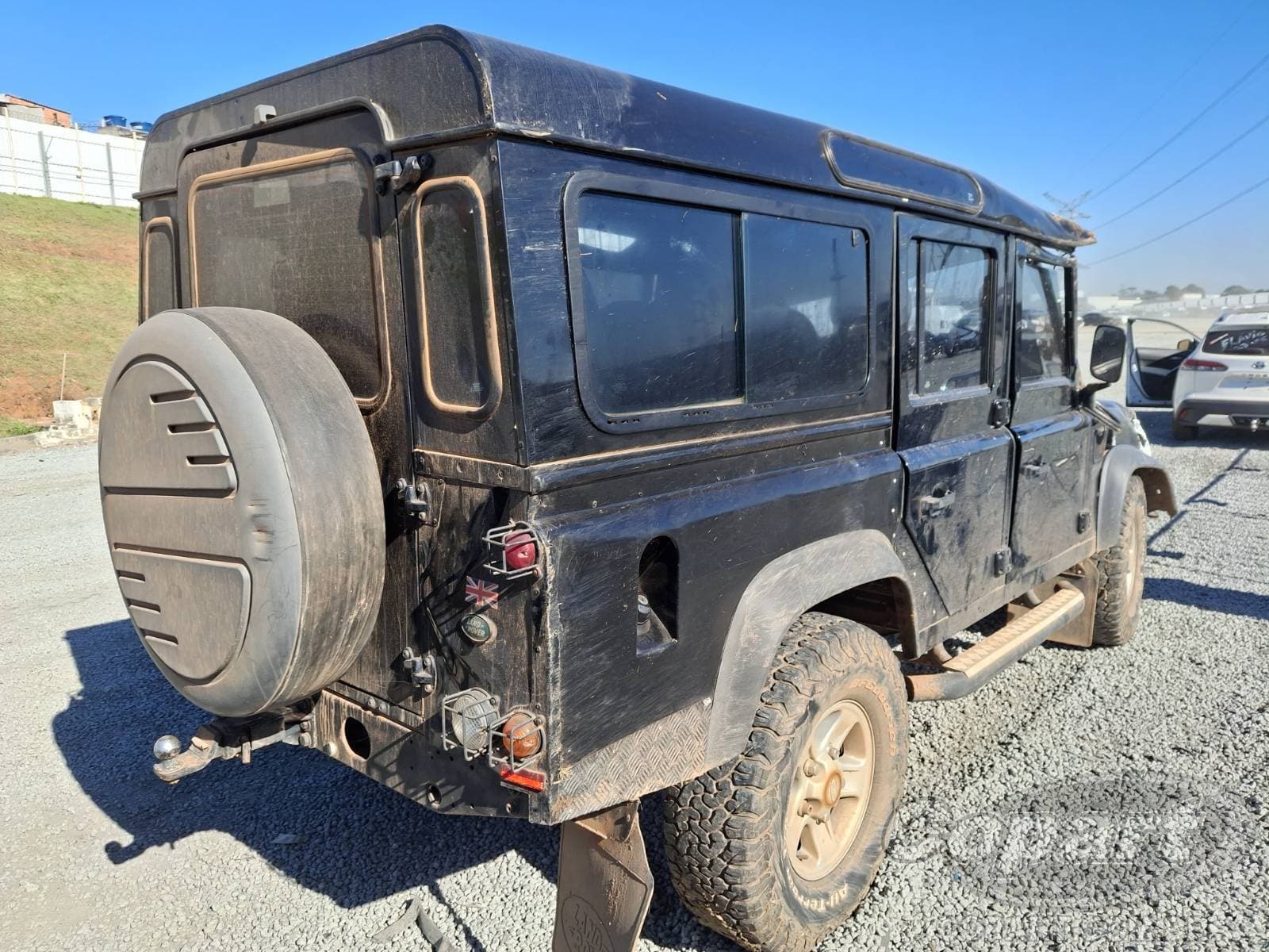 Land Rover Defender 2011 — foto 4