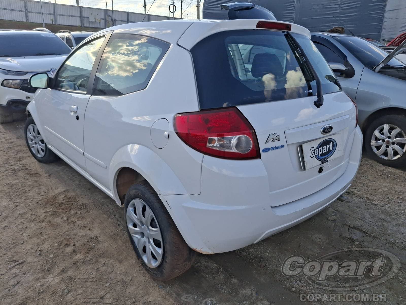 Ford KA 2011 — foto 3