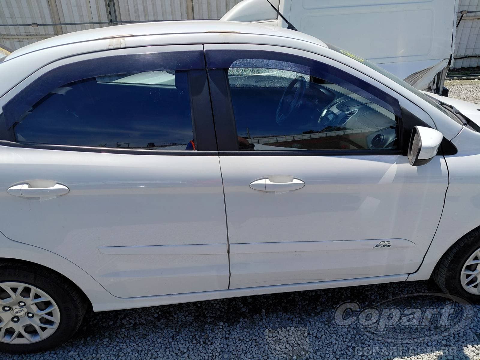Ford KA Sedan 2019 — foto 11