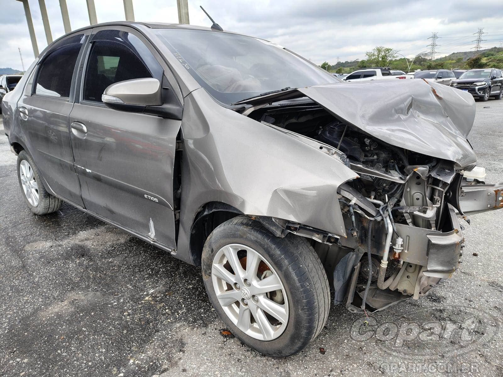 Toyota Etios Seda 1.5 16V DUAL VVT-I 2020