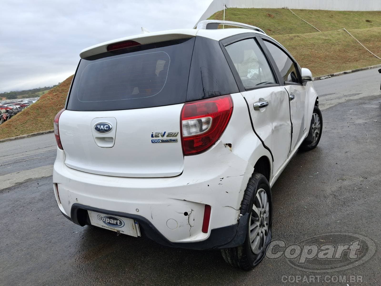 JAC Iev20 2022 — foto 4