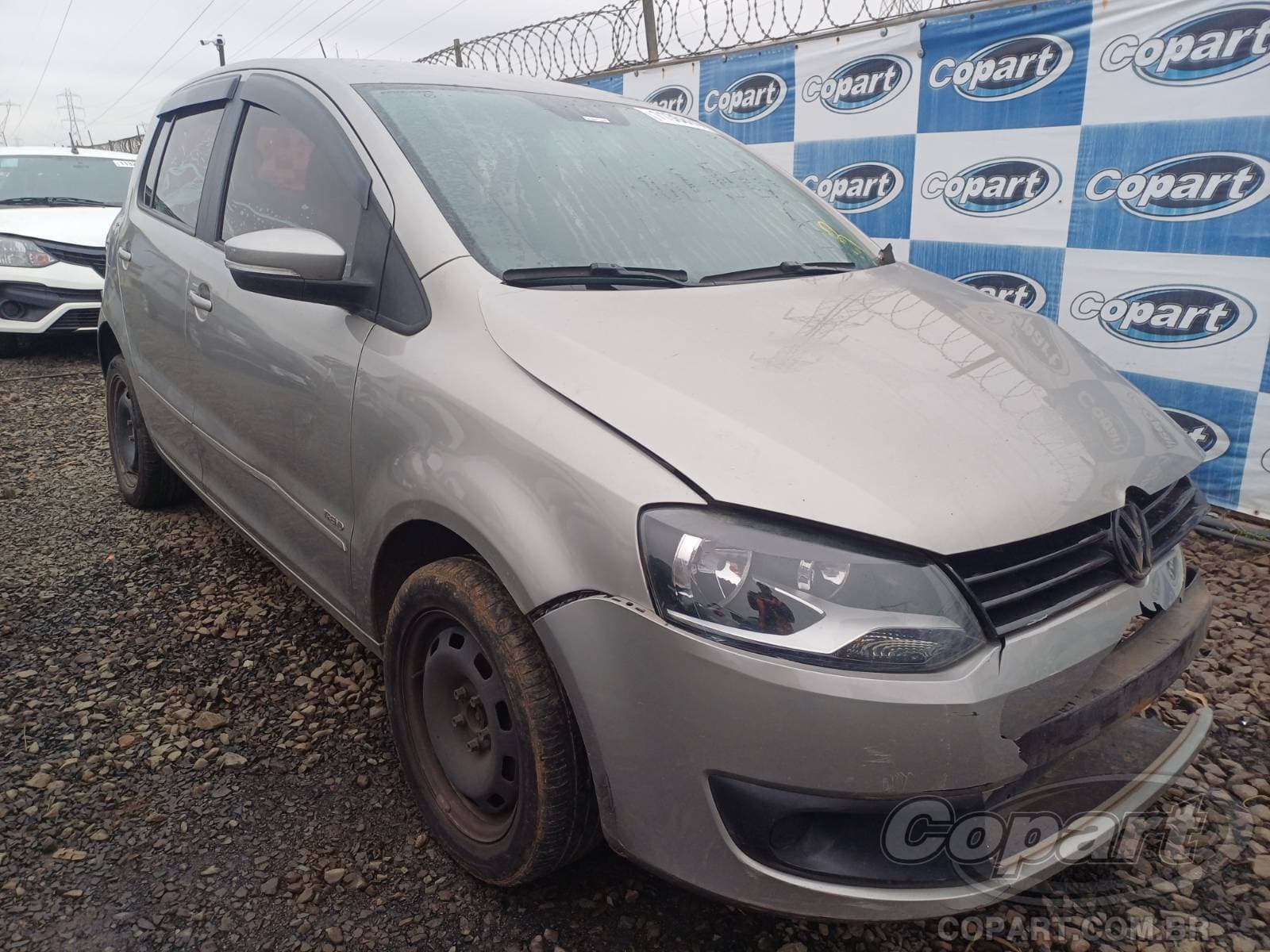 Volkswagen FOX 1.6 TOTAL FLEX 2014