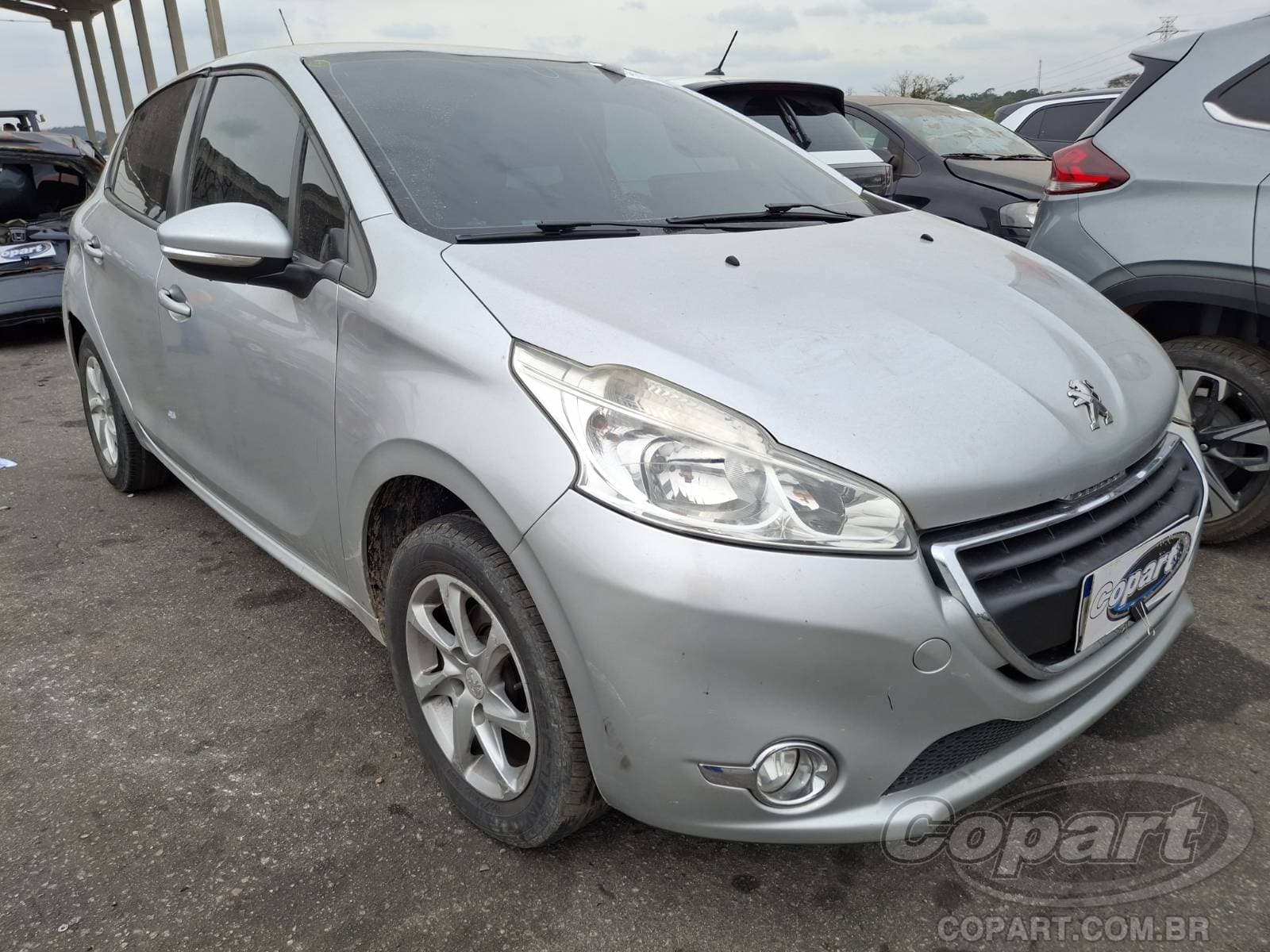 Peugeot 208 2016 — foto 1