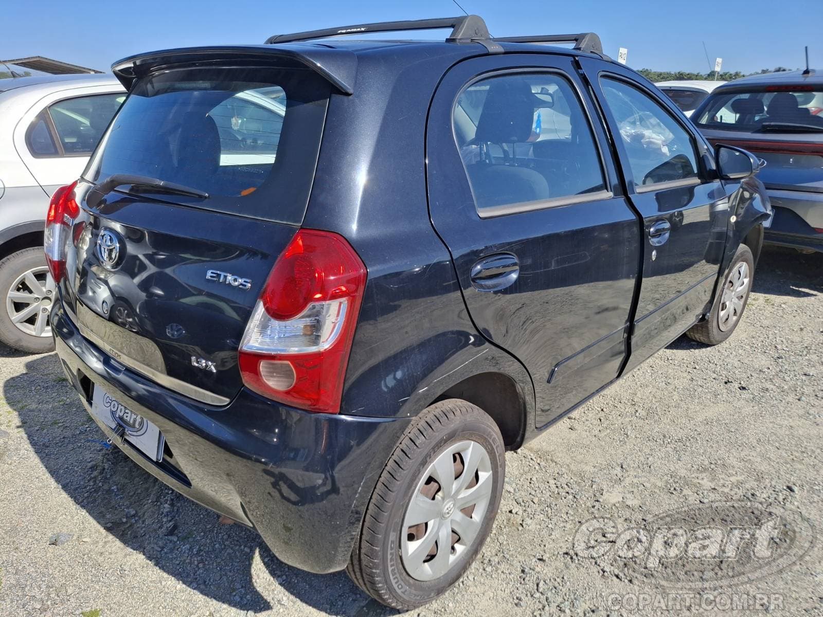 Toyota Etios 2016 — foto 4
