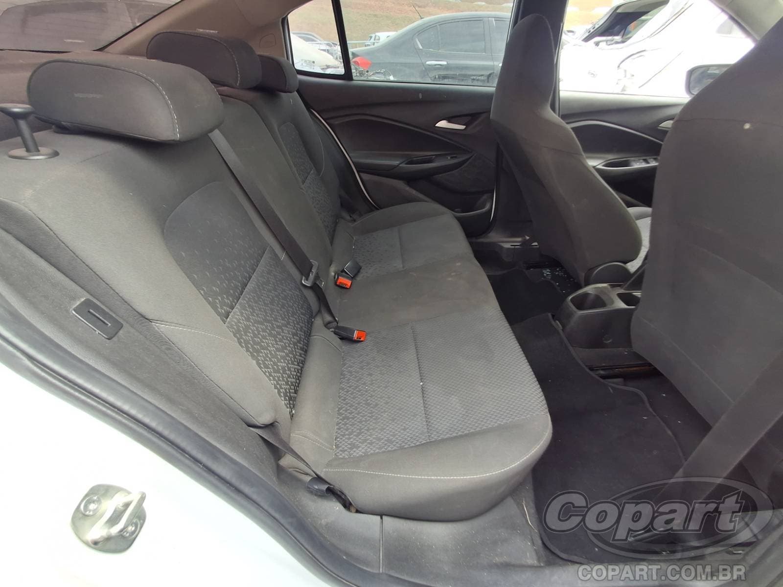Chevrolet Onix Plus 2020 — foto 6