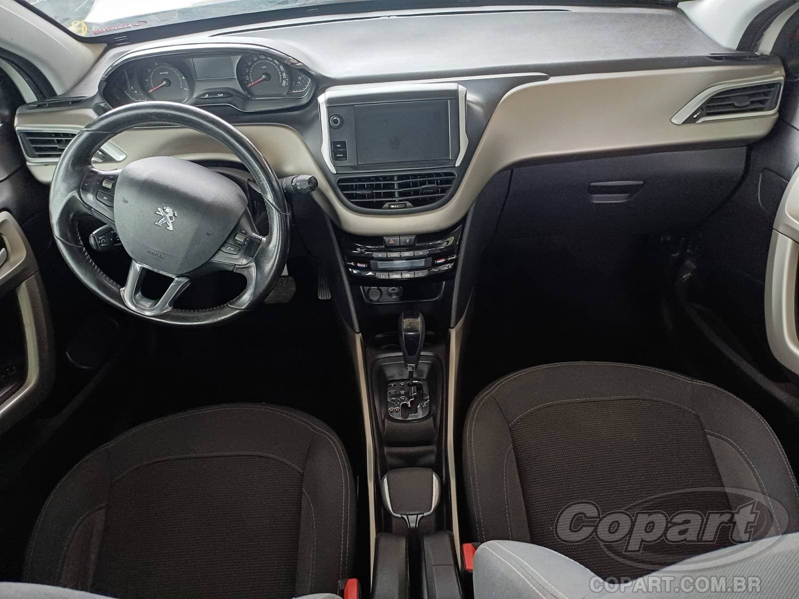 Peugeot 2008 2017 — foto 9