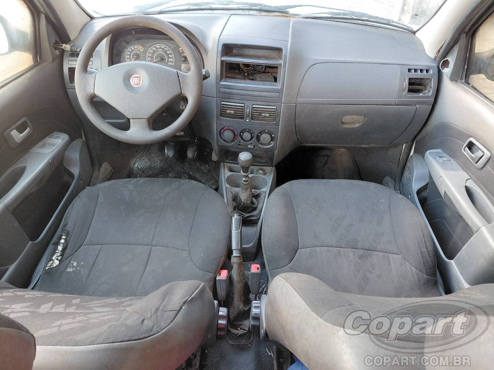Fiat Strada 2012 — foto 9