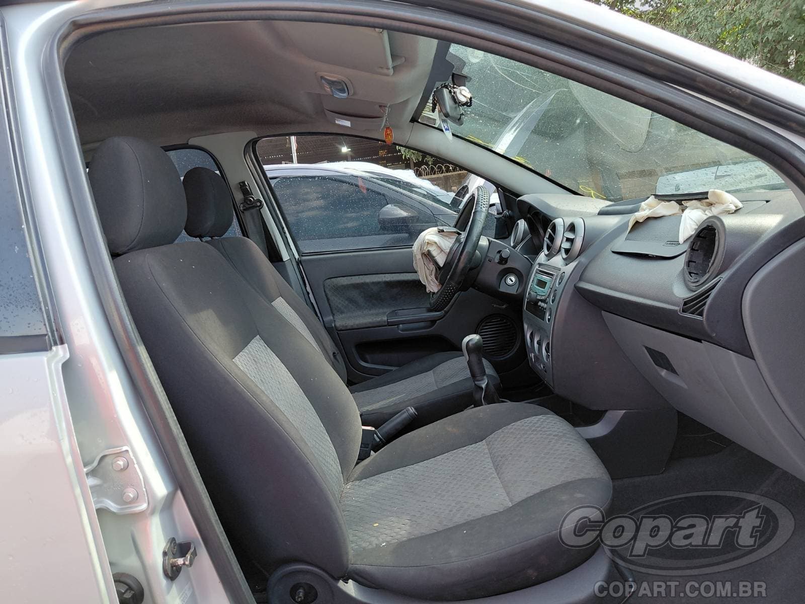 Ford Fiesta 2014 — foto 5