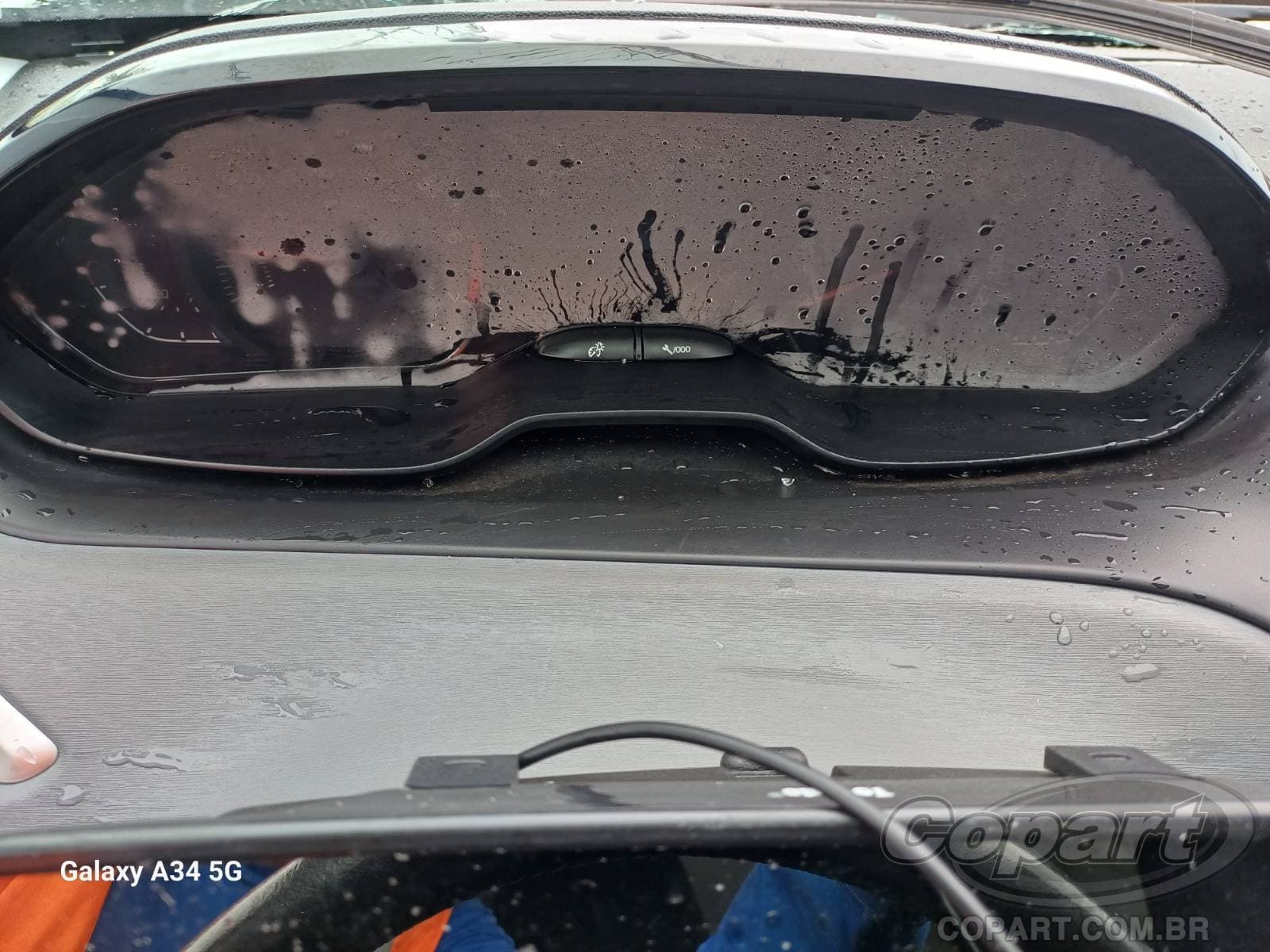 Peugeot 208 2018 — foto 8