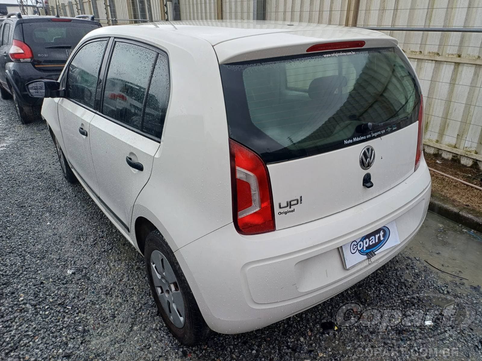 Volkswagen UP 2015 — foto 3