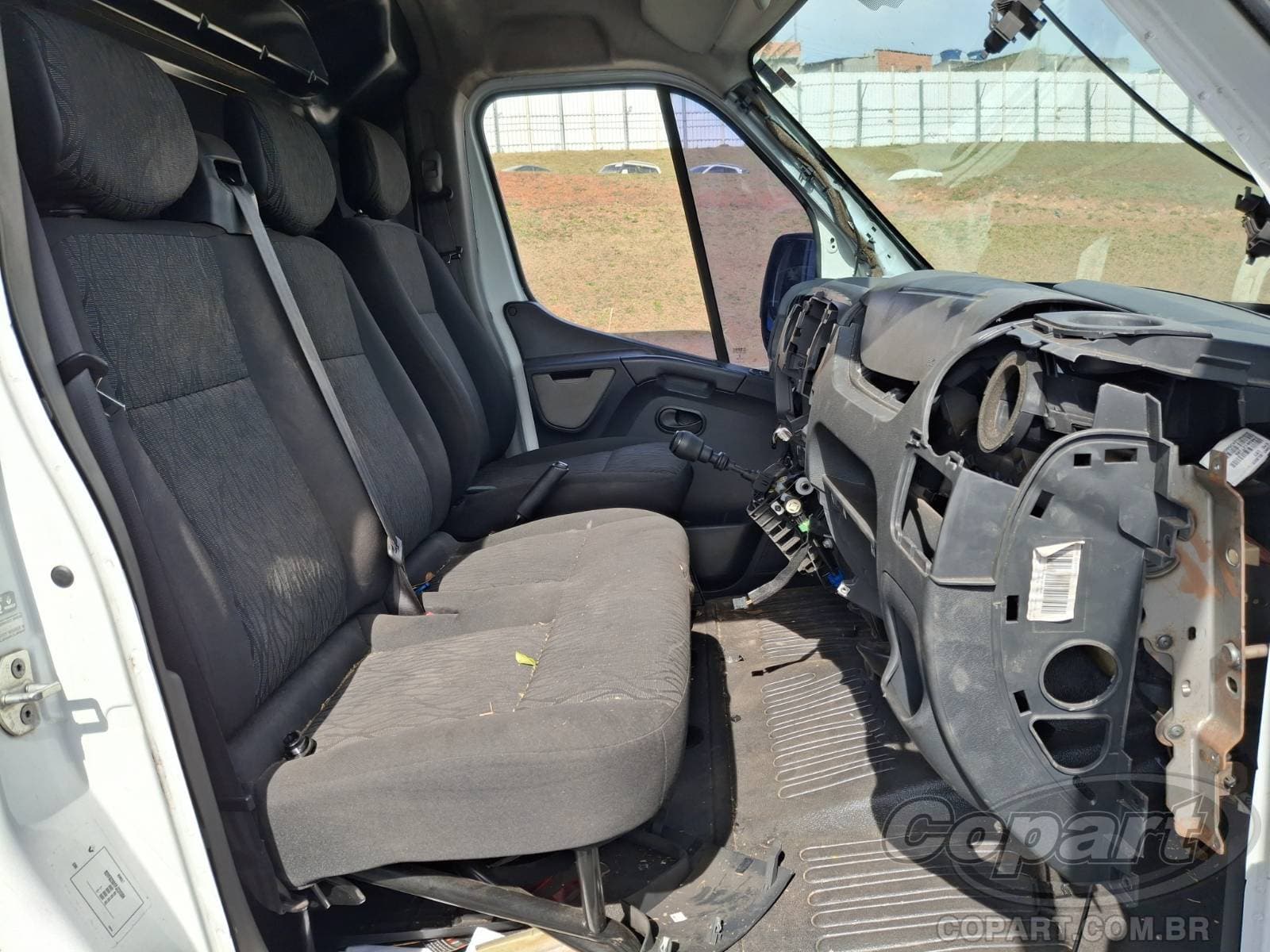 Renault Master Furgao 2023 — foto 5