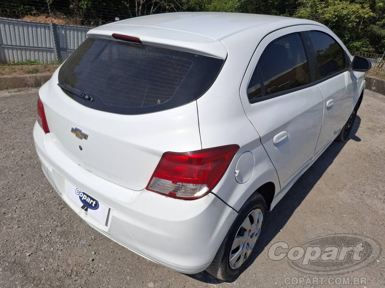 Chevrolet Onix 2015 — foto 4