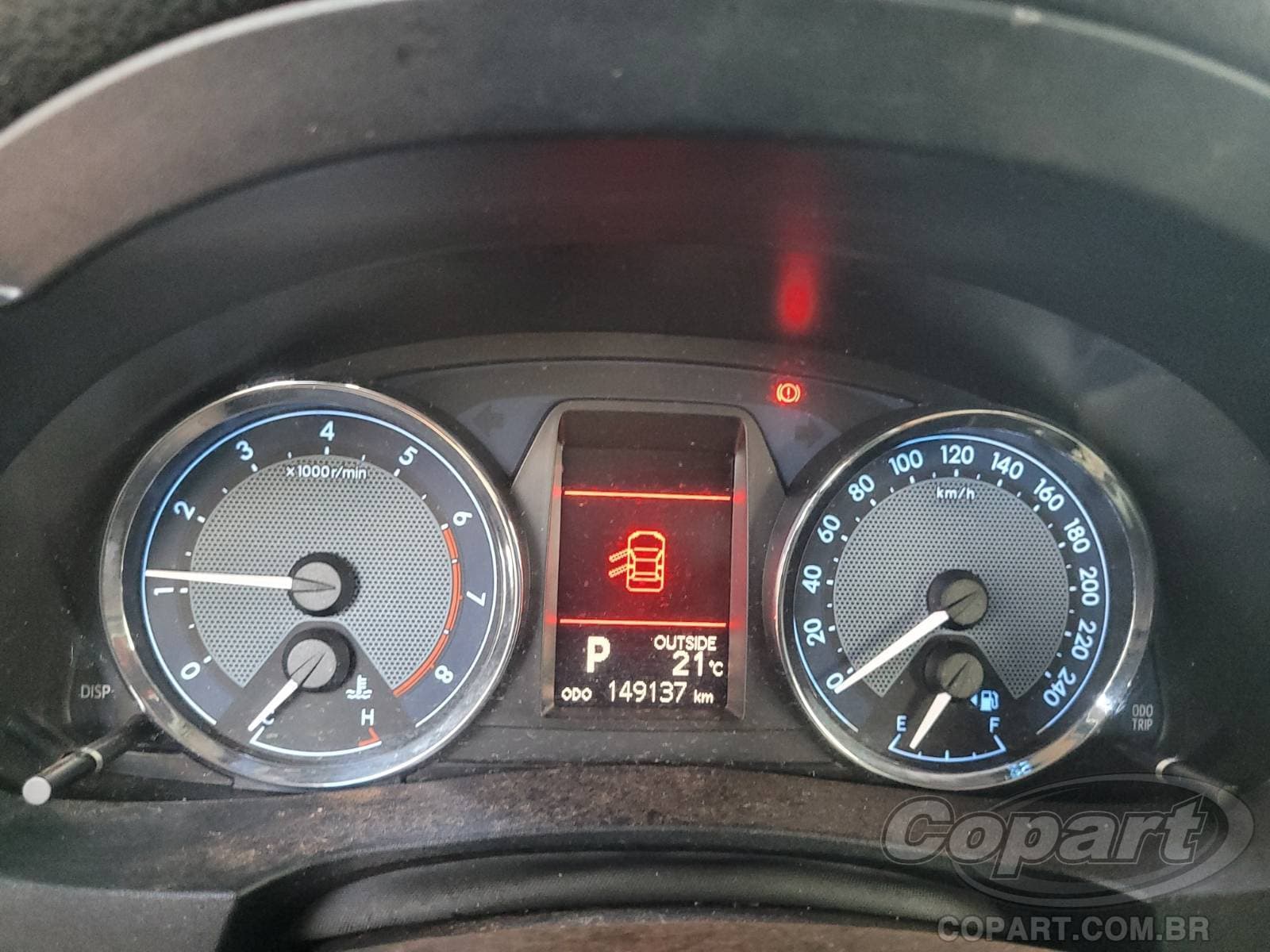 Toyota Corolla 2015 — foto 8