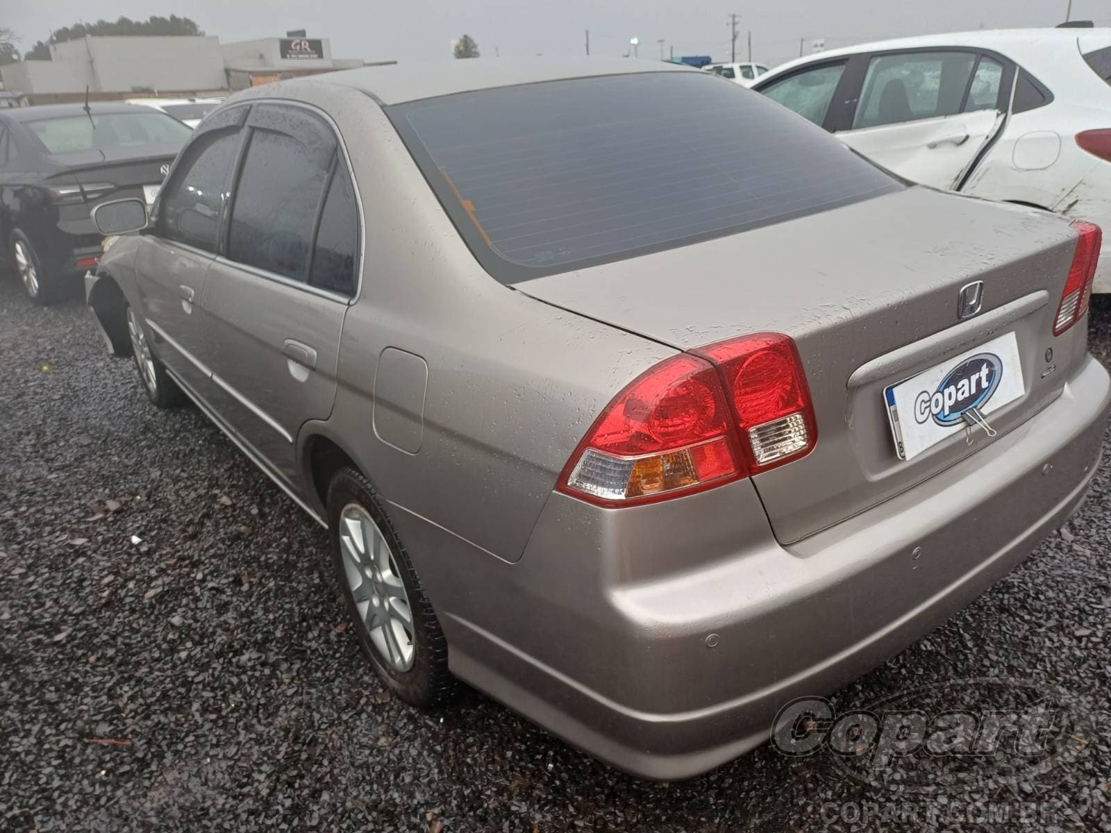 Honda Civic 2004 — foto 3