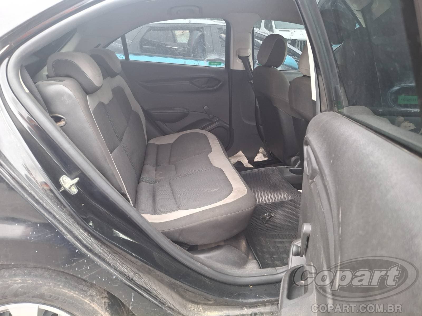 Chevrolet Onix 2016 — foto 6