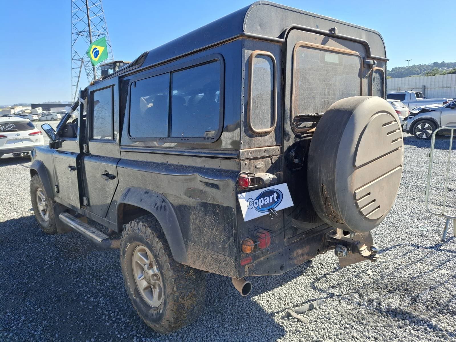 Land Rover Defender 2011 — foto 3