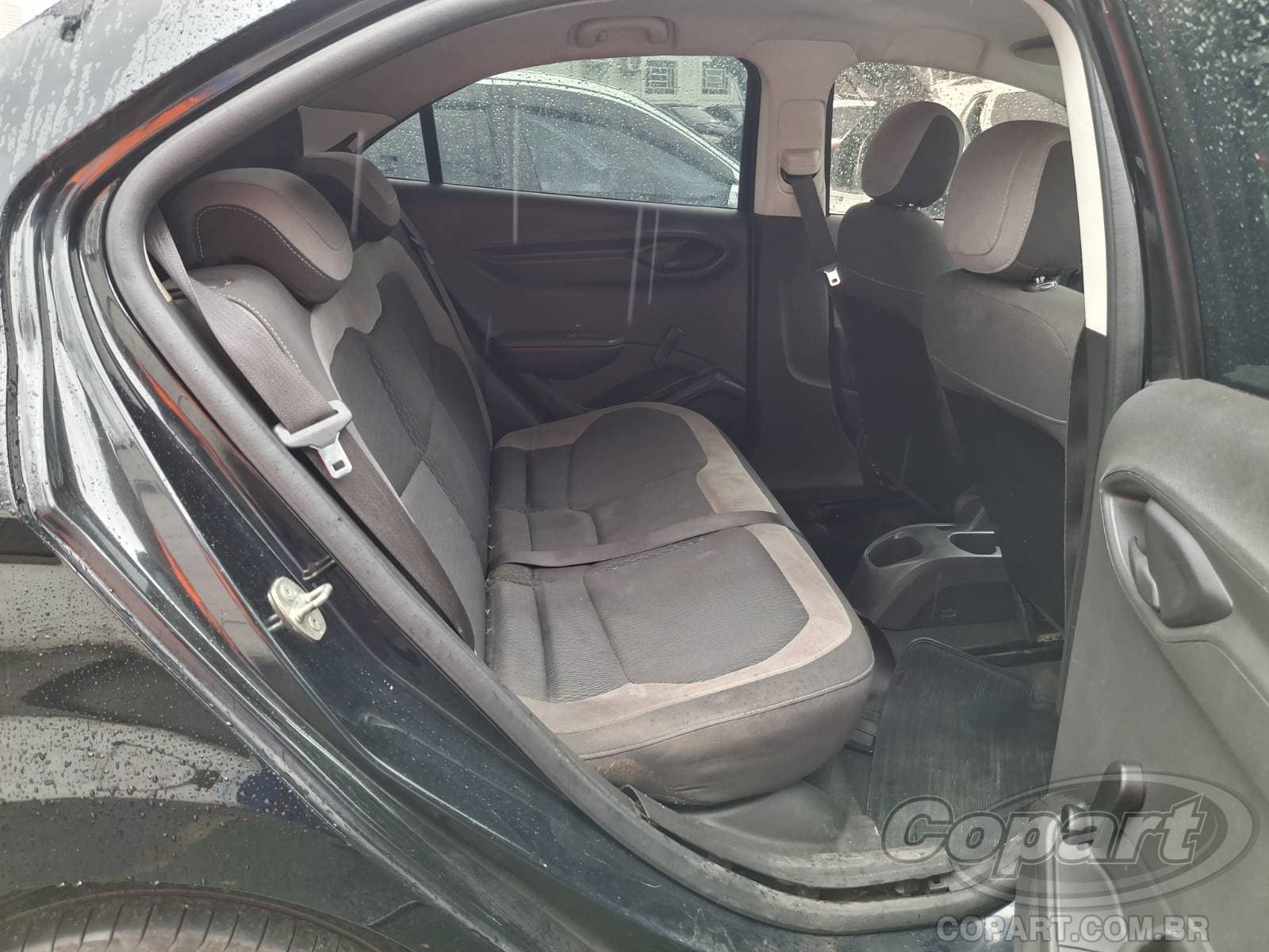 Chevrolet Onix 2015 — foto 6