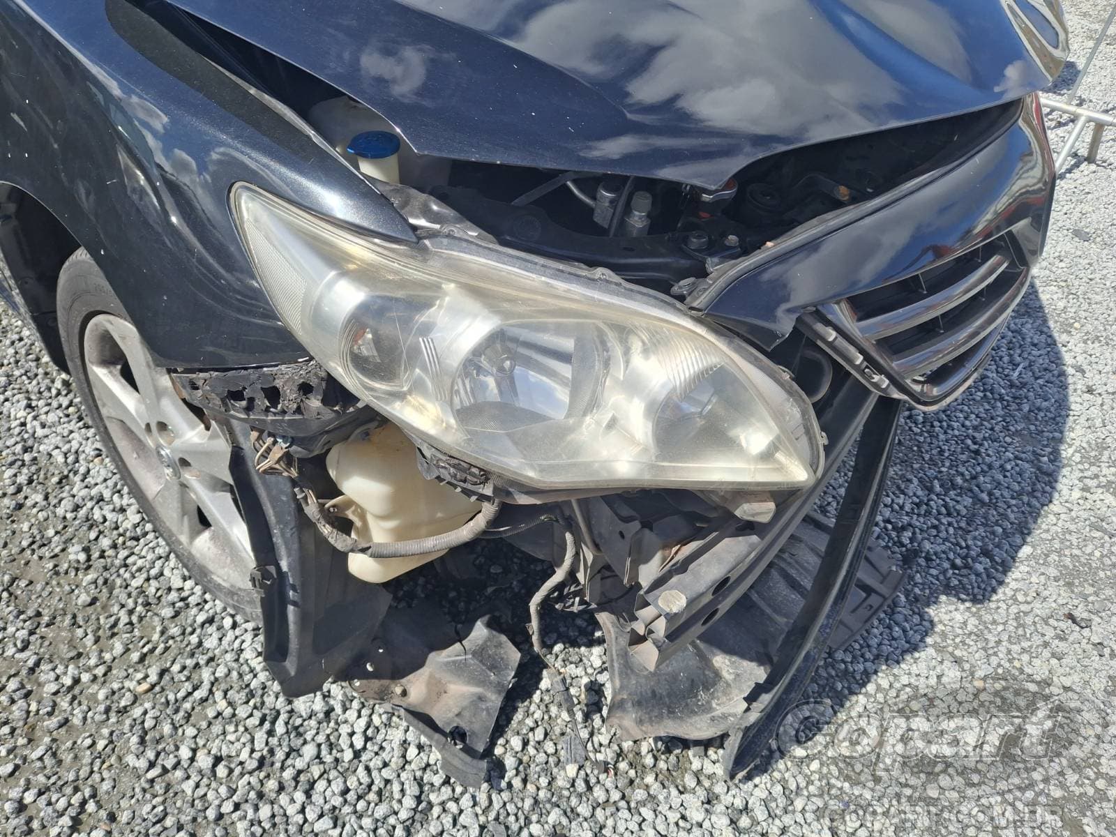 Toyota Corolla 2012 — foto 12