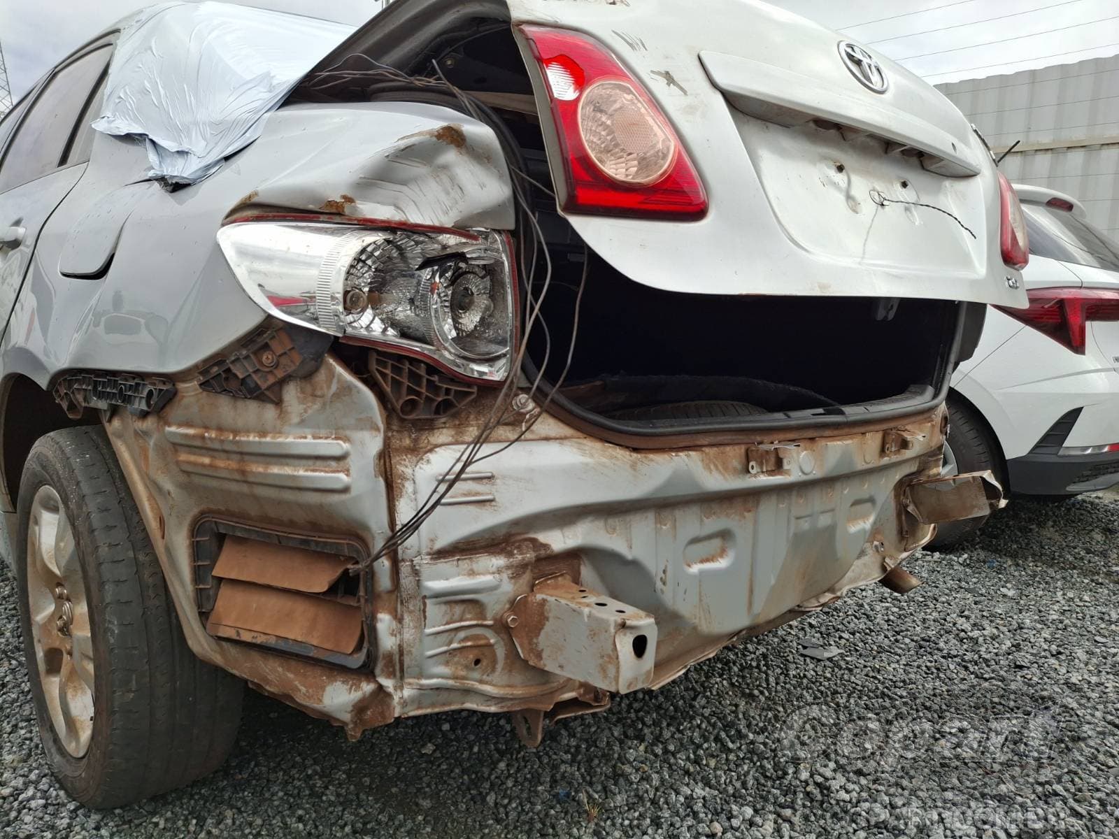Toyota Corolla 2011 — foto 15