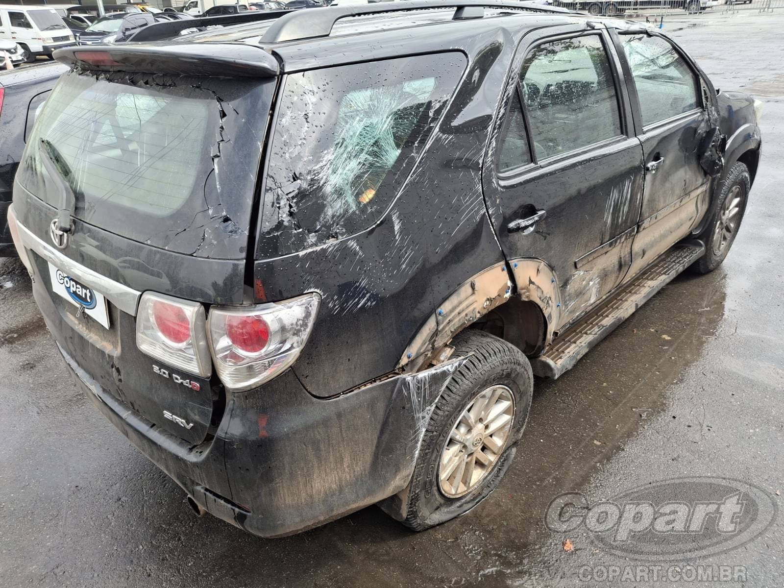 Toyota Hilux SW4 2013 — foto 4