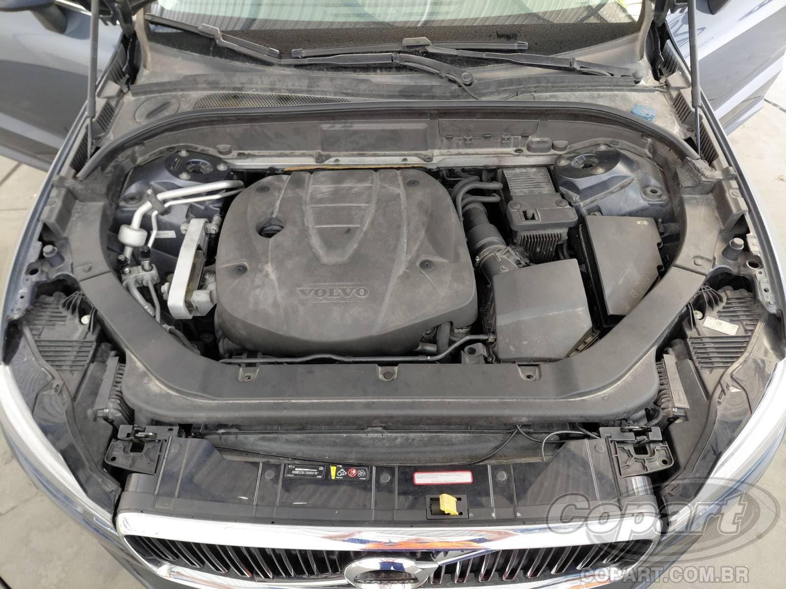 Volvo Xc60 2019 — foto 7