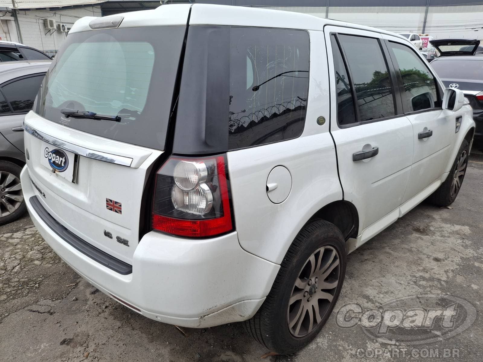 Land Rover Freelander 2011 — foto 4