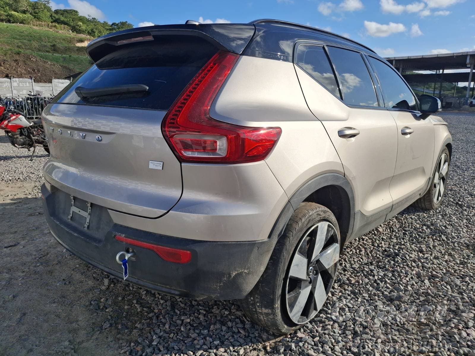 Volvo Xc40 2023 — foto 4