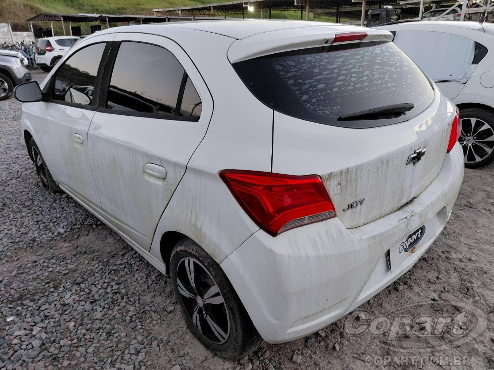 Chevrolet Onix 2021 — foto 3