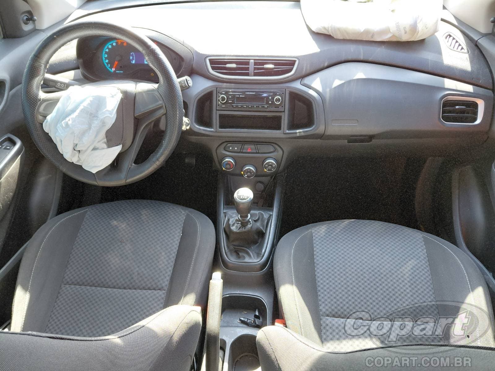 Chevrolet Onix 2017 — foto 9
