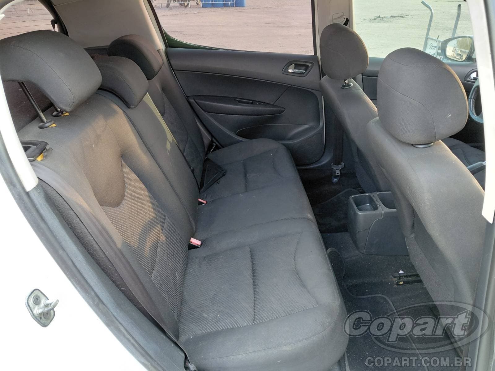 Peugeot 308 2014 — foto 6