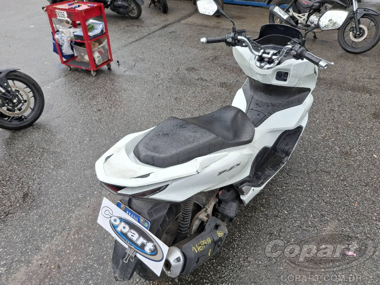 Honda PCX 2023 — foto 4