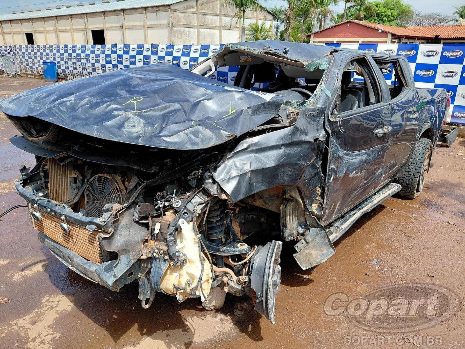 Mitsubishi L200 Triton 2025 — foto 2