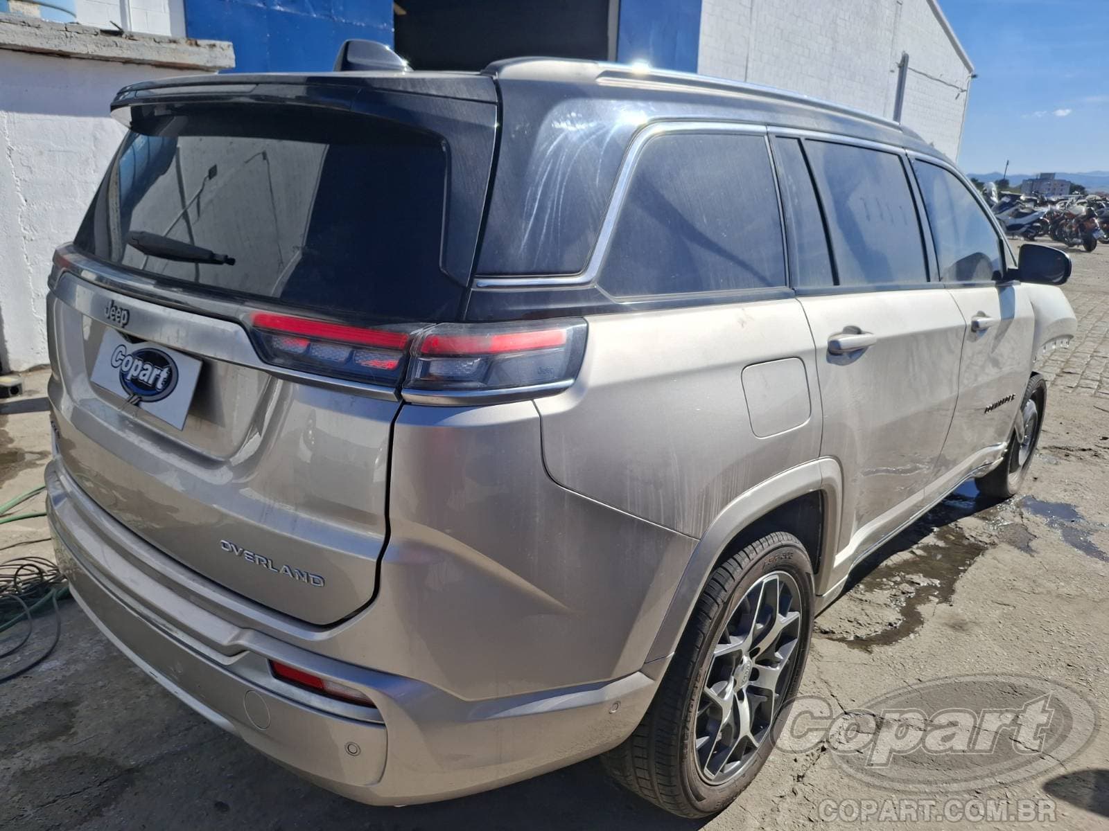 Jeep Commander 2023 — foto 4