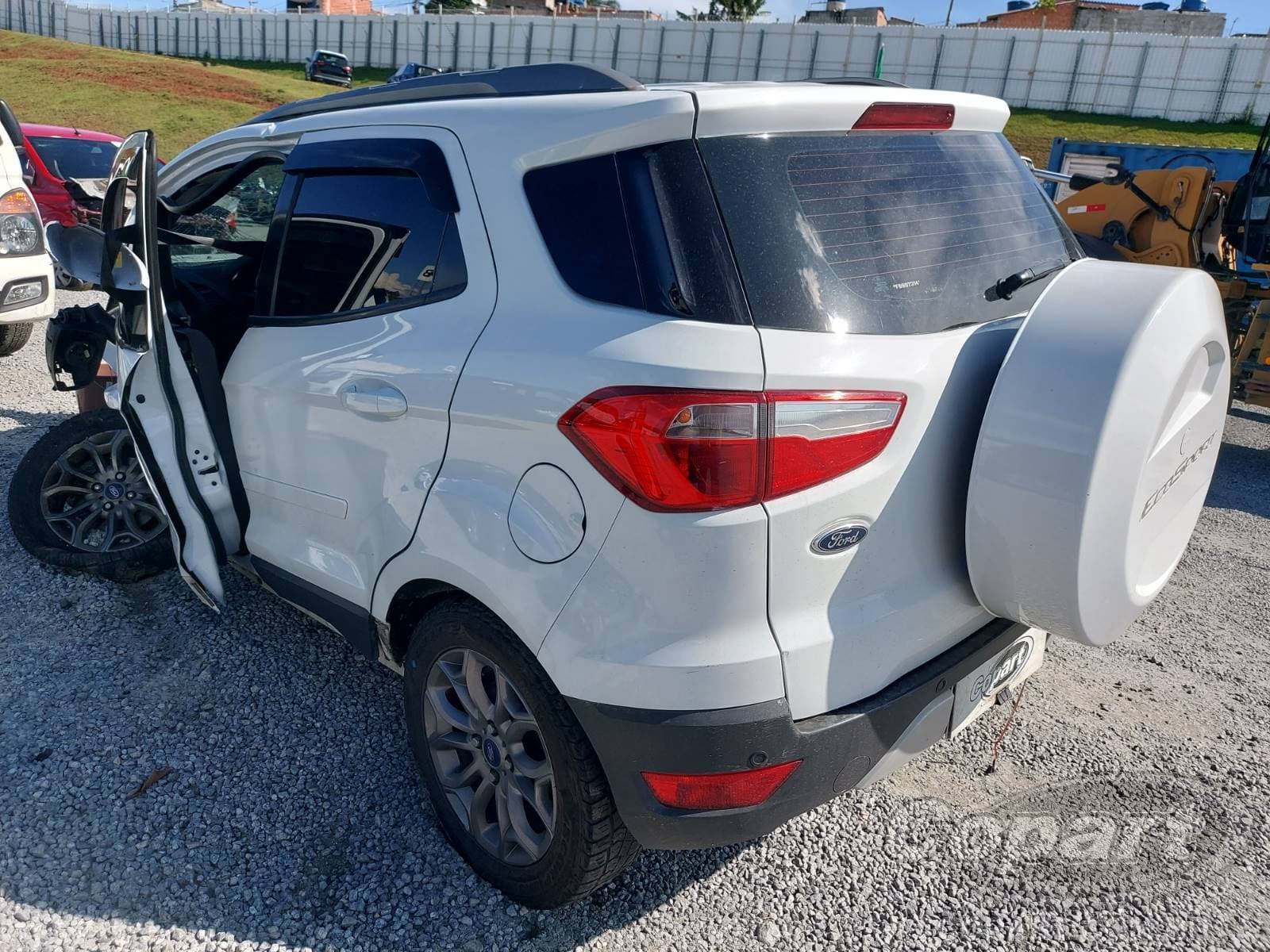 Ford Ecosport 2015 — foto 3
