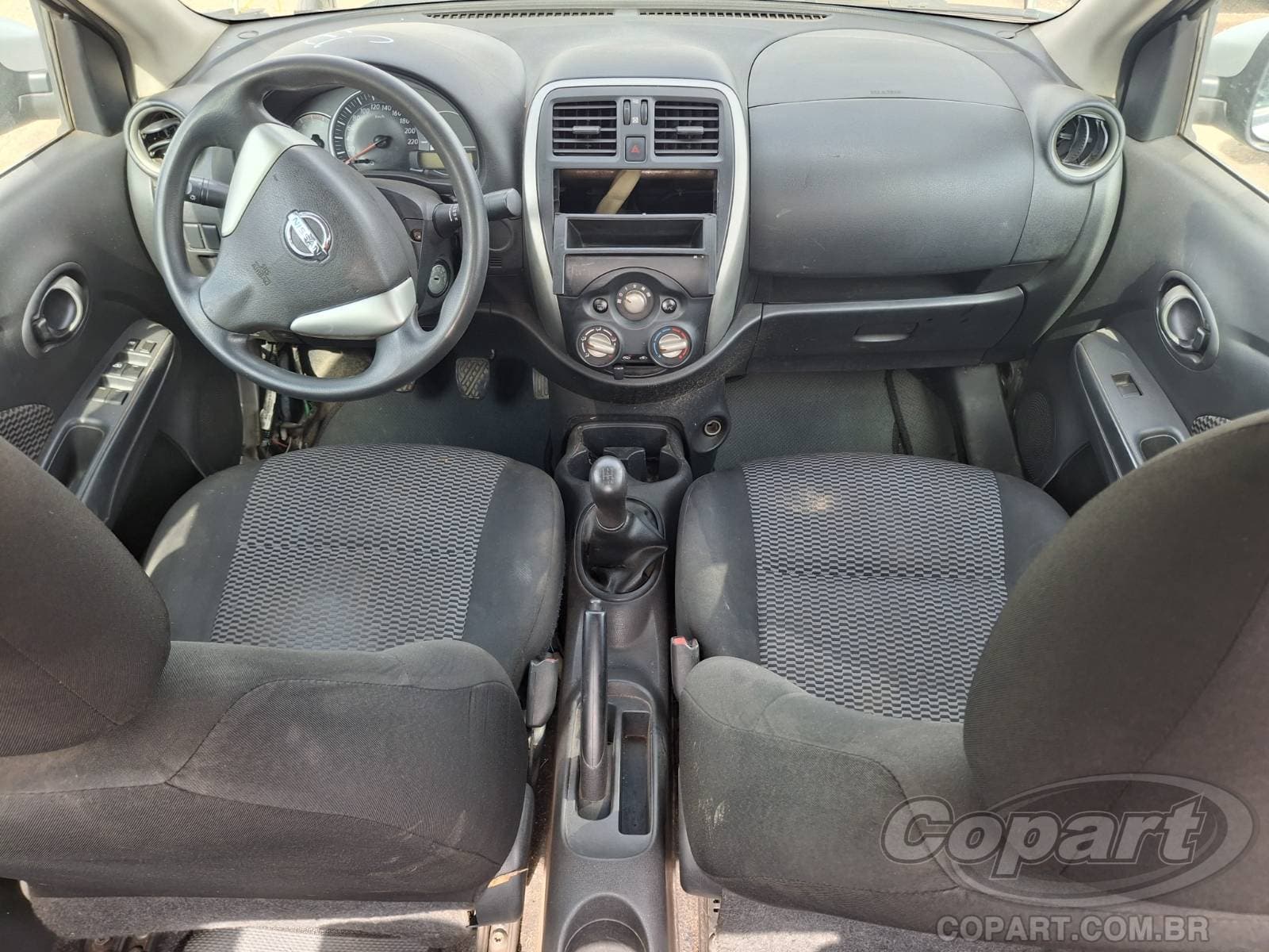 Nissan Versa 2018 — foto 9