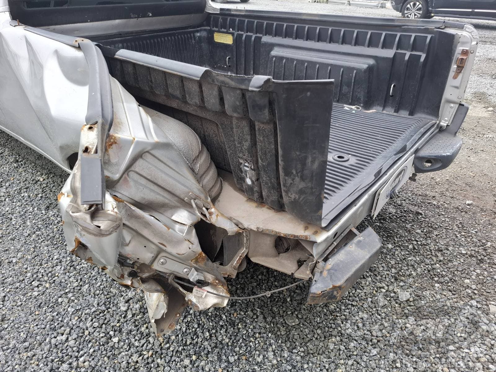 Ford Courier 2013 — foto 11