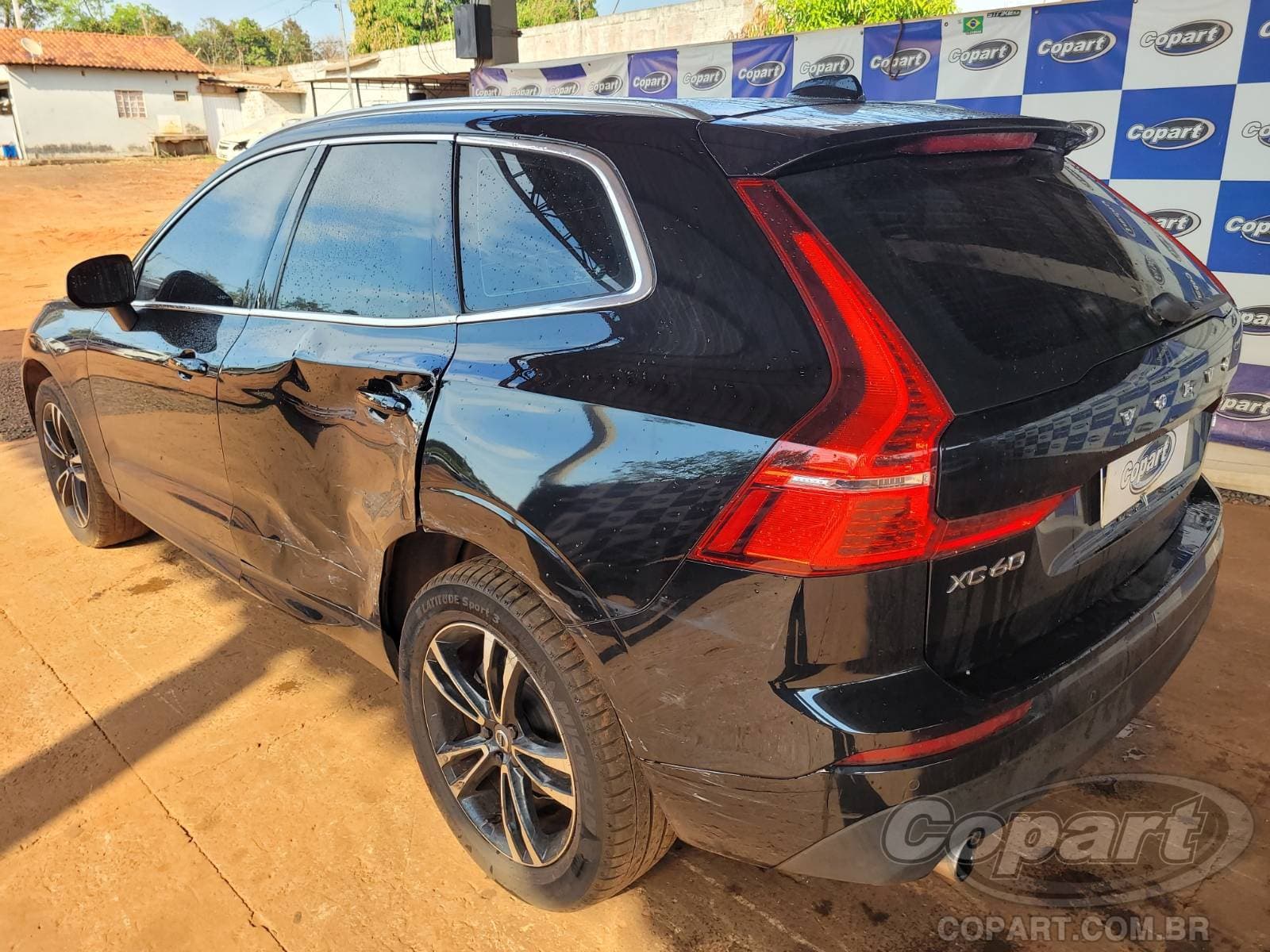 Volvo Xc60 2020 — foto 3