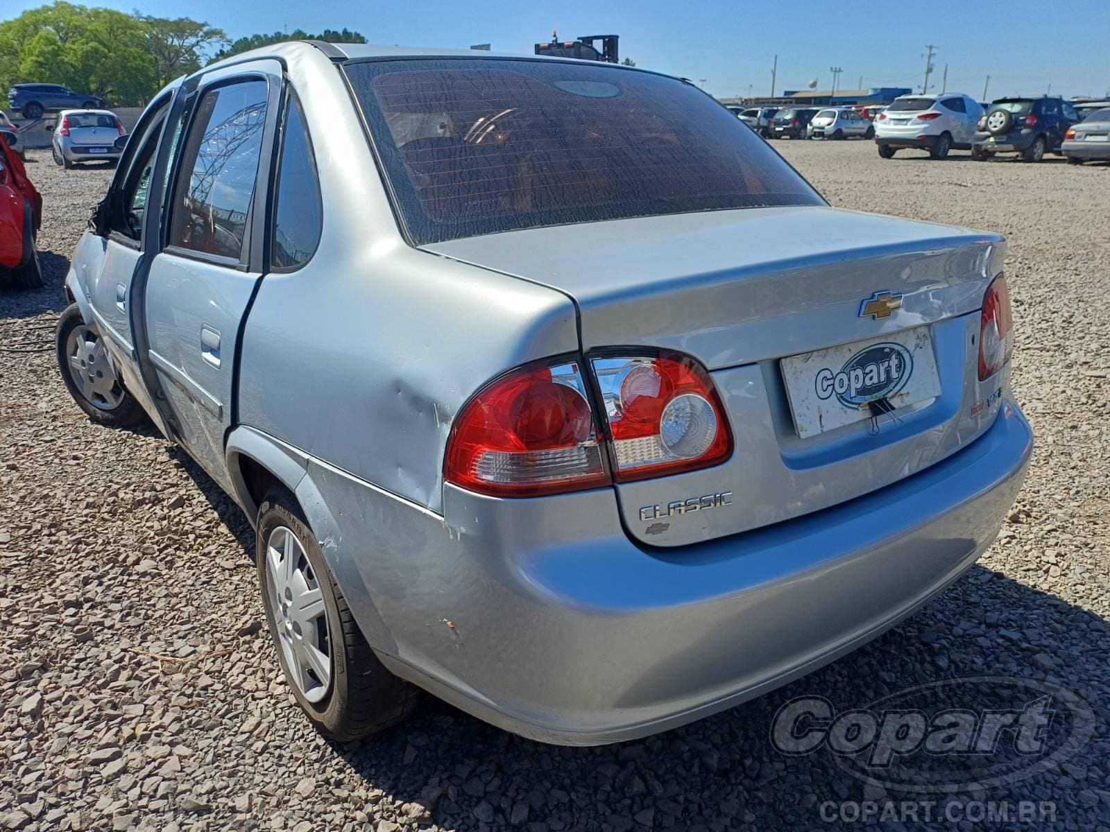 Chevrolet Classic 2012 — foto 3
