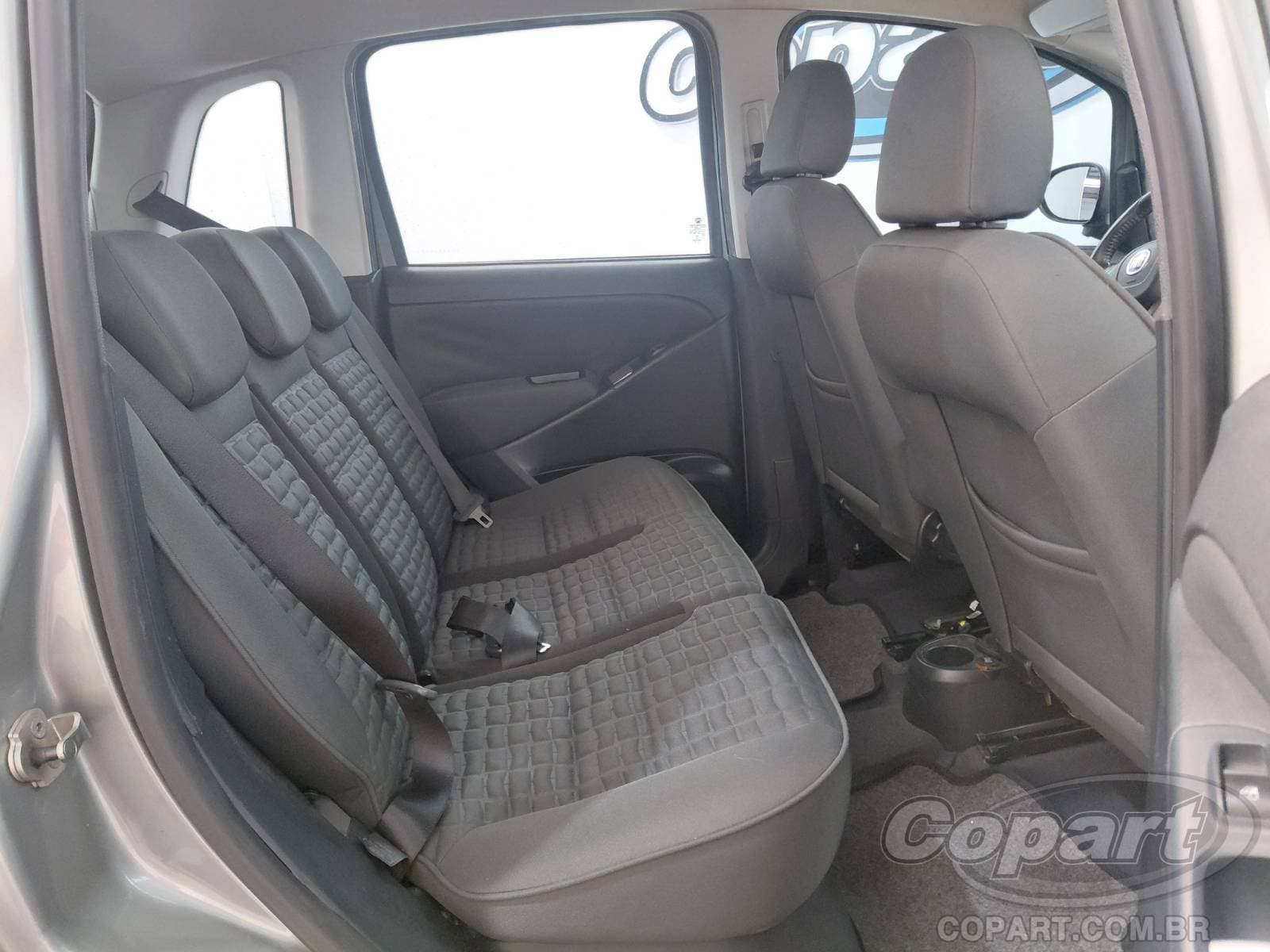 Fiat Idea 2016 — foto 6