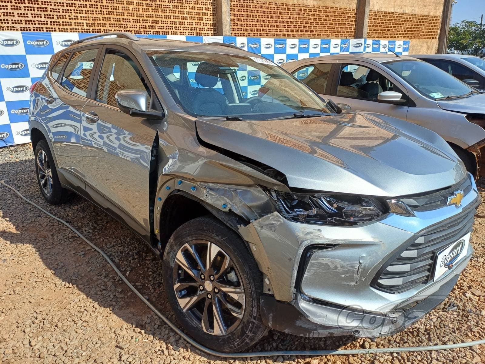 Chevrolet Tracker 2025 — foto 1