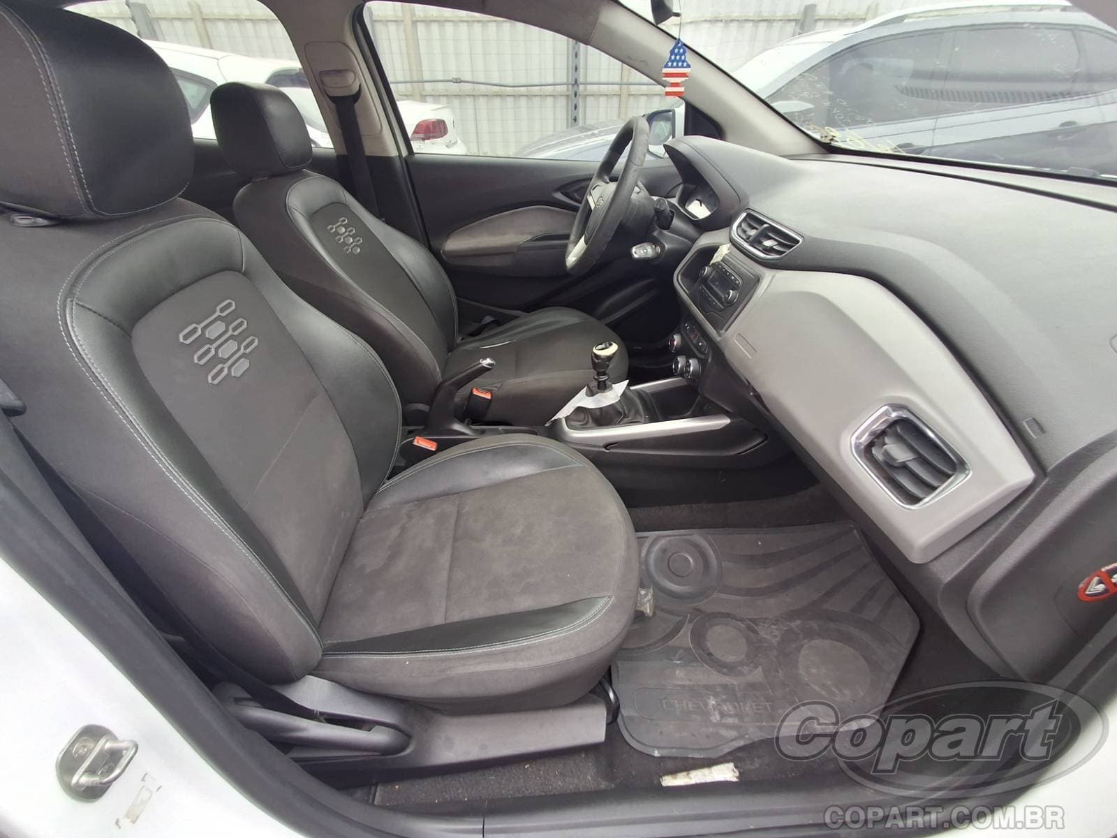 Chevrolet Onix 2019 — foto 5