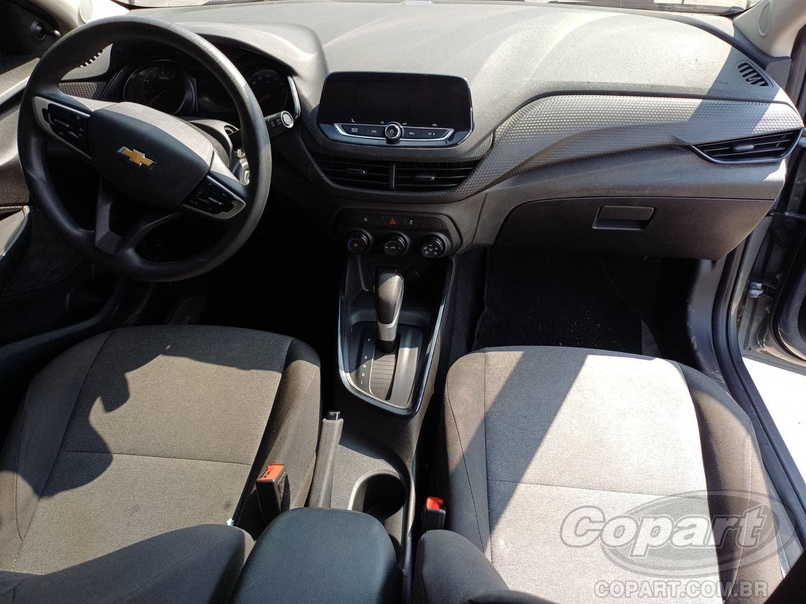 Chevrolet Onix 2021 — foto 9