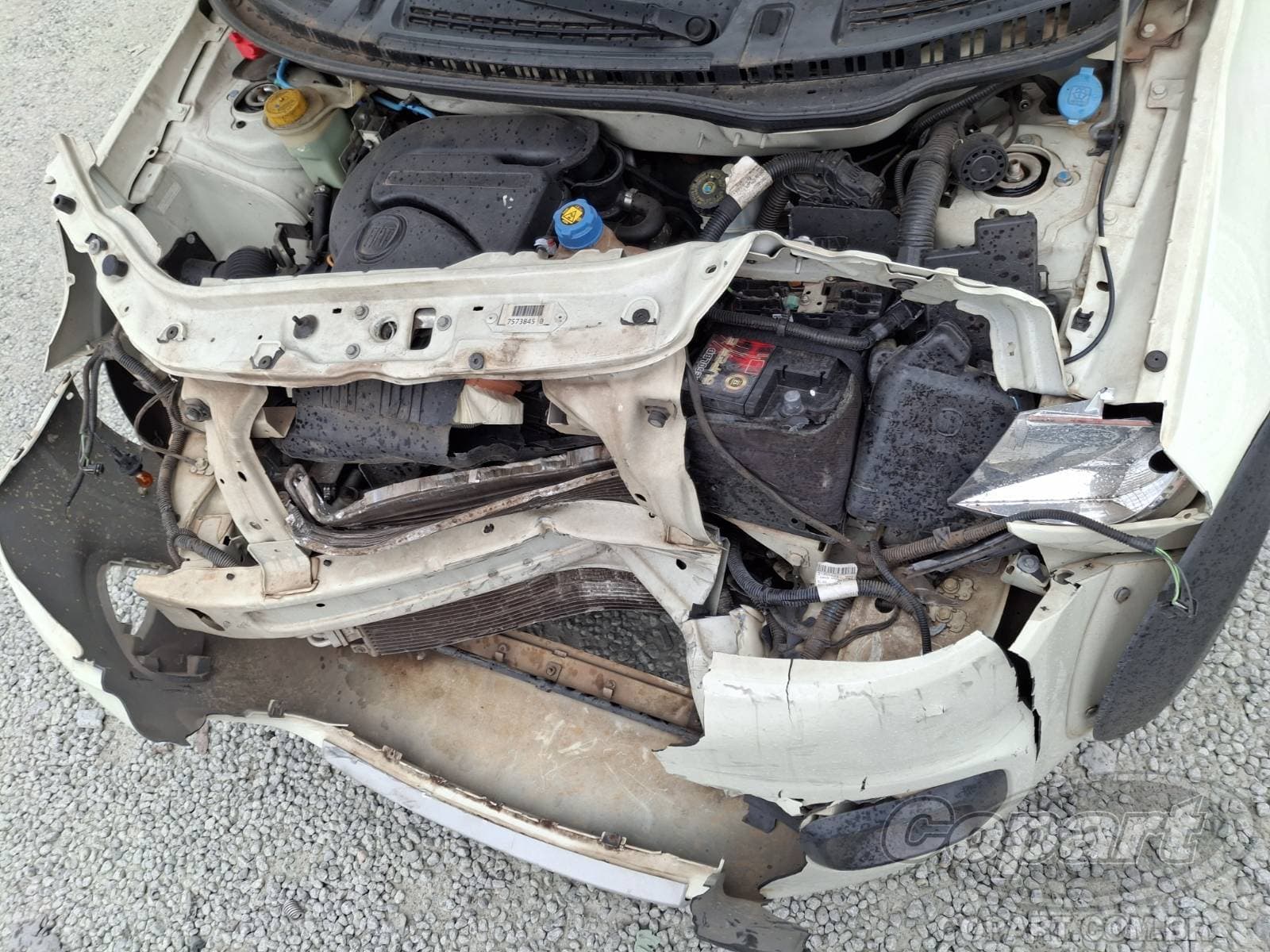Fiat UNO 2016 — foto 15