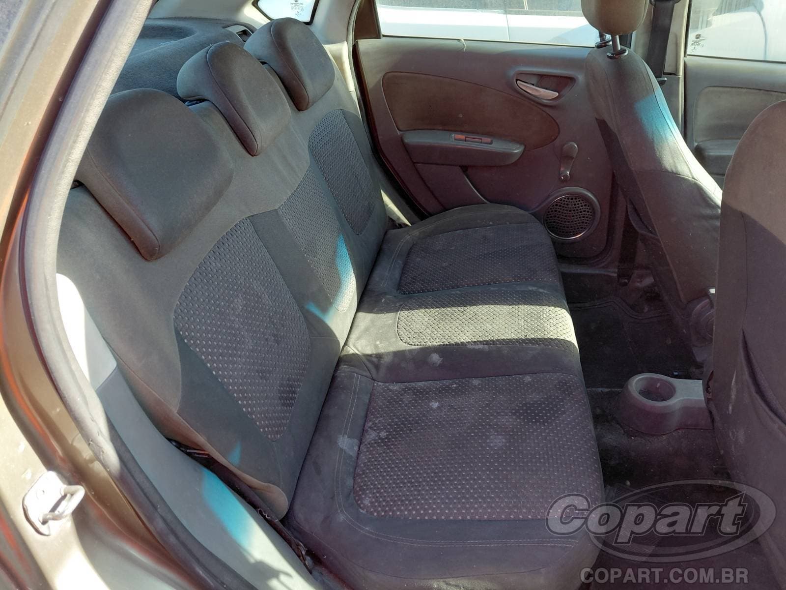 Fiat Grand Siena 2015 — foto 6
