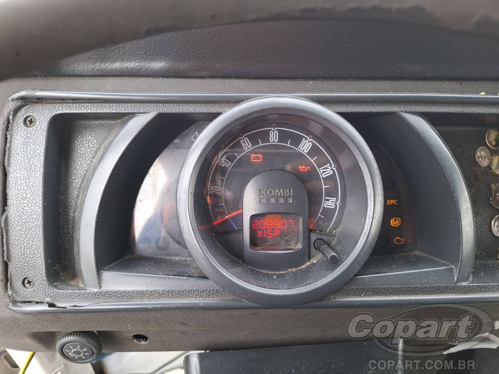 Volkswagen Kombi Furgao 2012 — foto 8