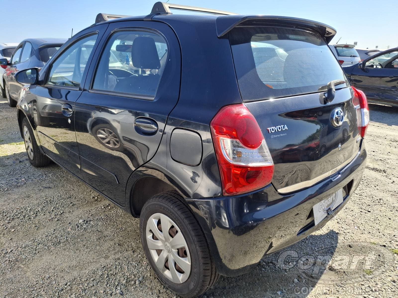 Toyota Etios 2016 — foto 3