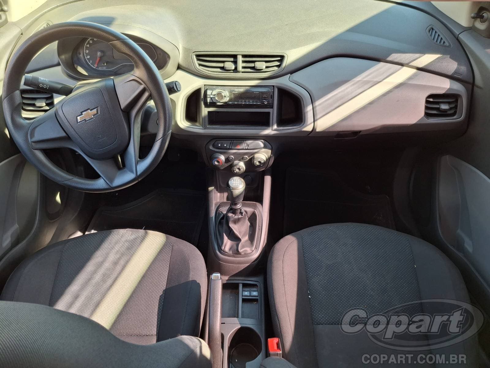 Chevrolet Onix 2018 — foto 9