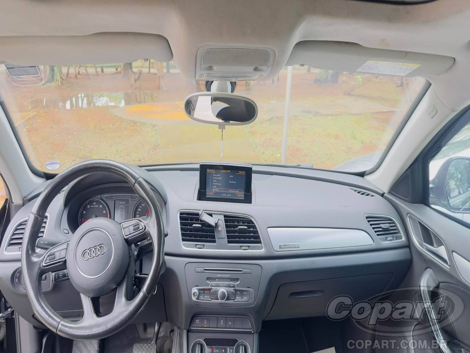 Audi Q3 2016 — foto 9