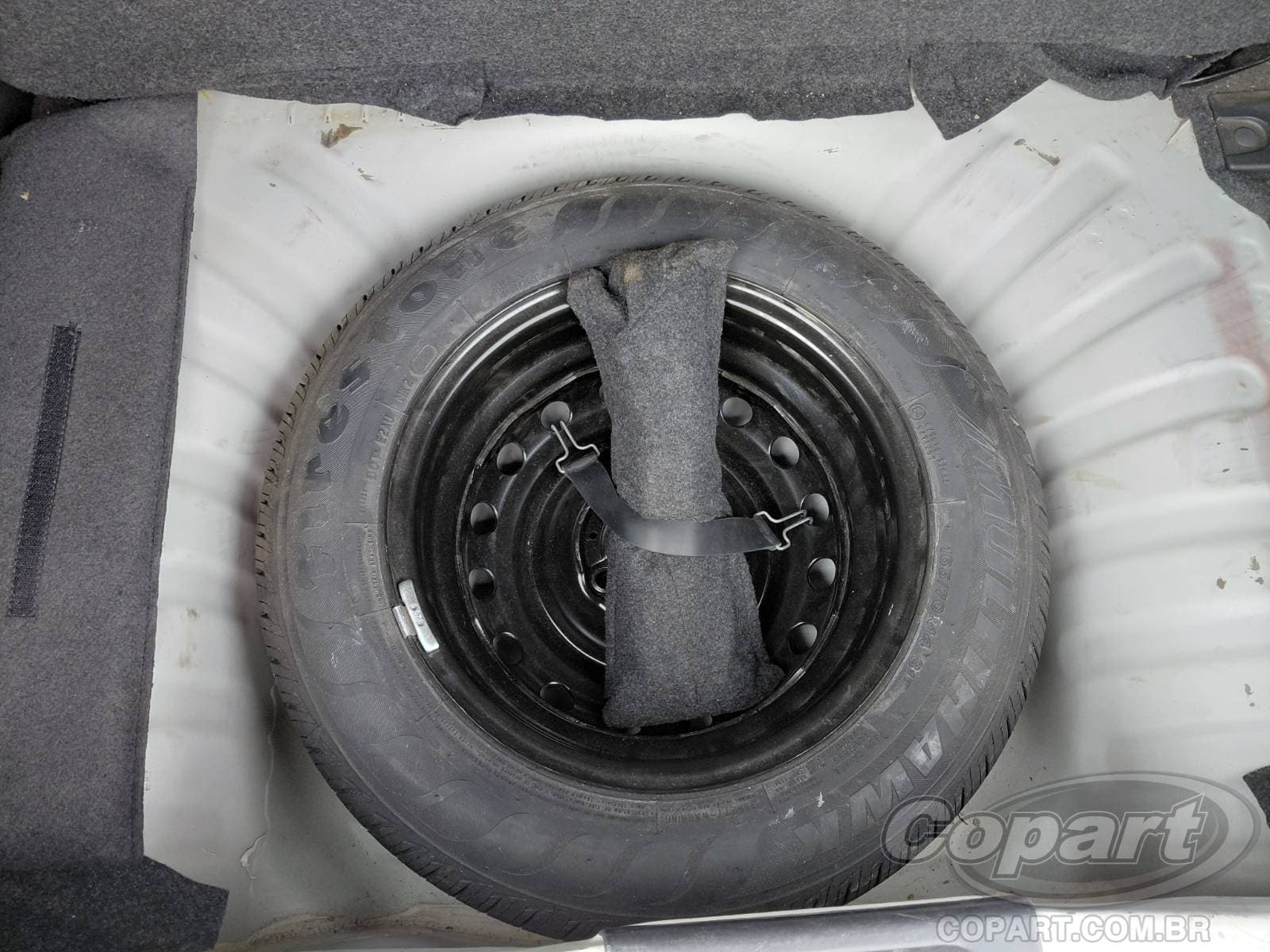 Nissan March 2017 — foto 10