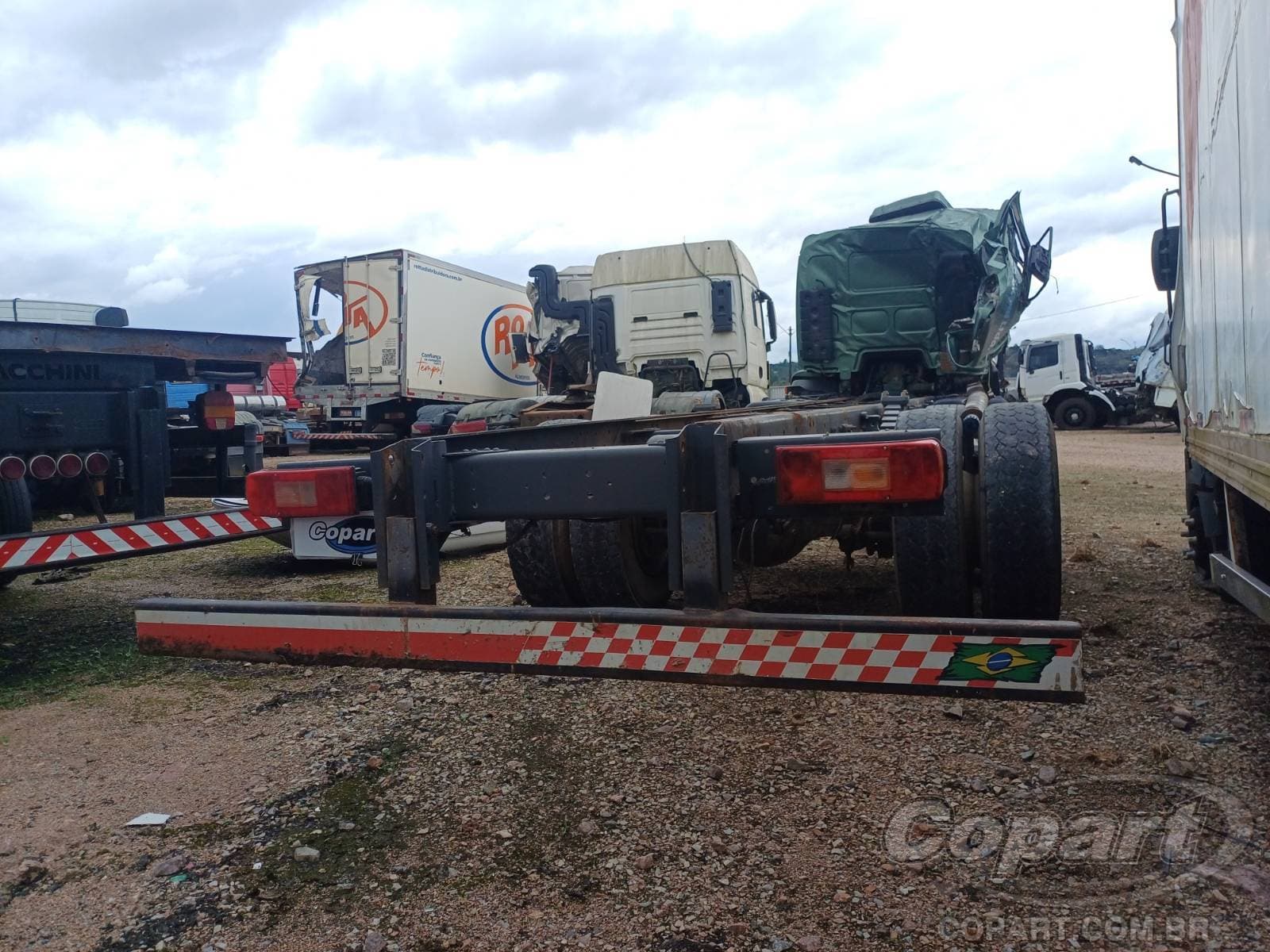 Volvo VM 2013 — foto 4